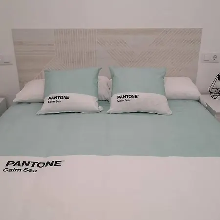 Piso Moderno Con Garaje En El Centro De Βίγκο