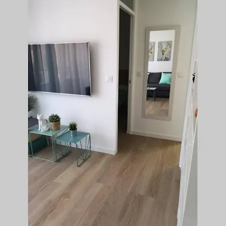 Piso Moderno Con Garaje En El Centro De Apartment Vigo