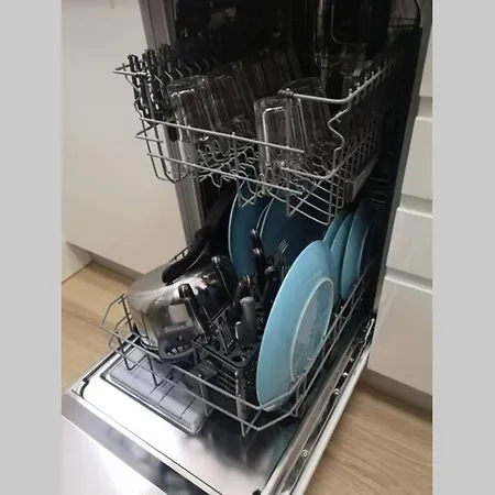 Piso Moderno Con Garaje En El Centro De Apartmán *