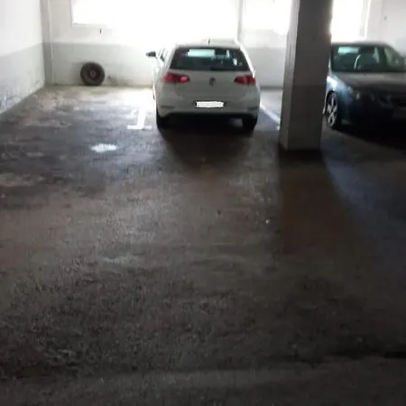 Piso Moderno Con Garaje En El Centro De Apartment Vigo