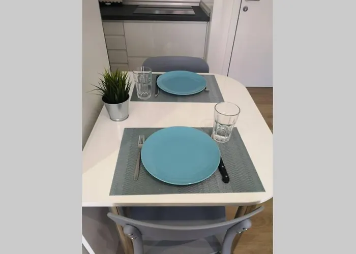 Piso Moderno Con Garaje En El Centro De * Vigo