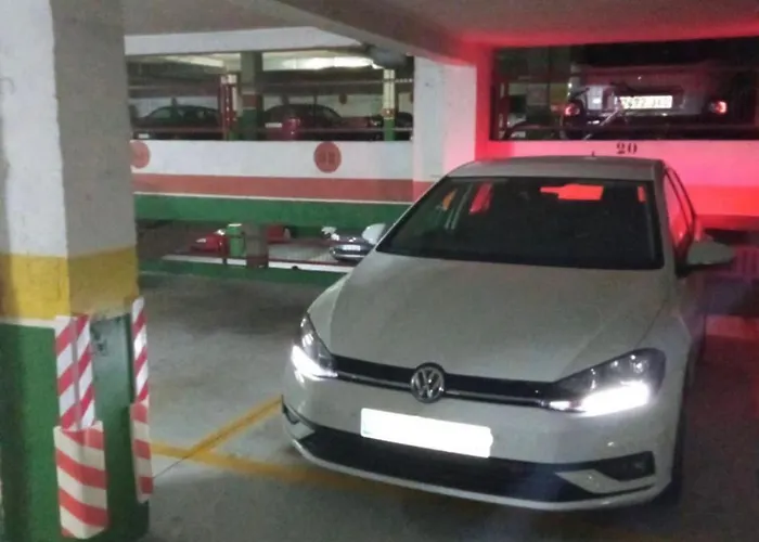 Piso Moderno Con Garaje En El Centro De